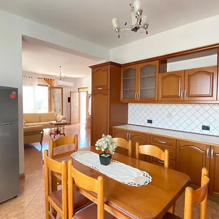 Апартаменты House Влёра